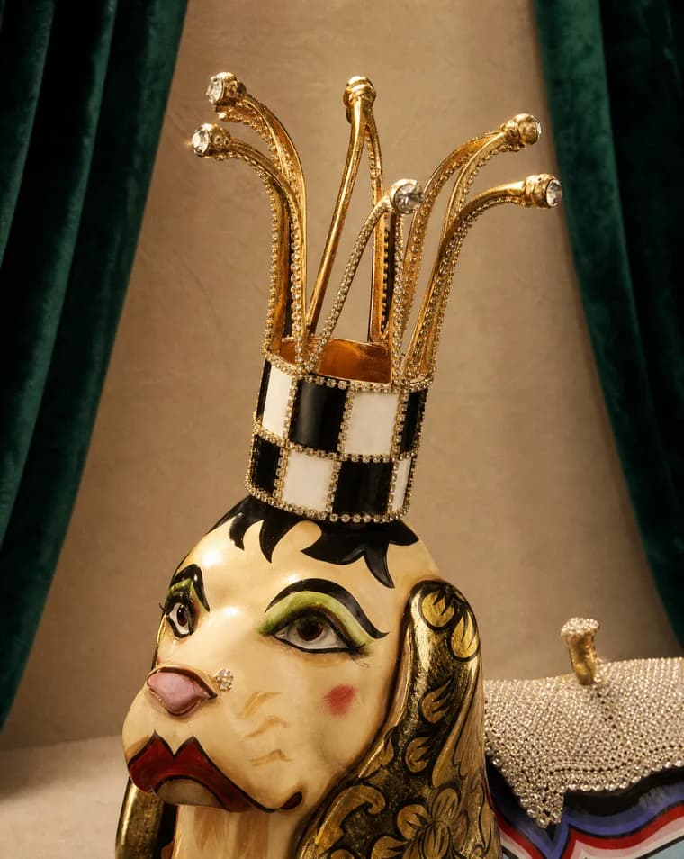 Jewelled crown on a hand-painted Tom's dog sculpture